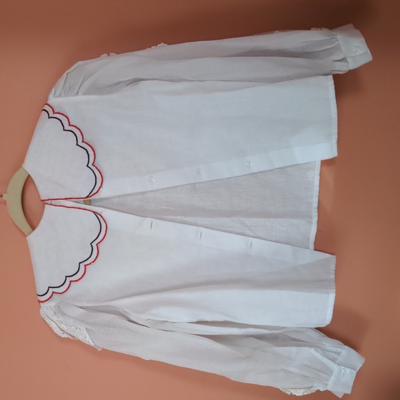 VINTAGE white collar blouse, size small - Picture 9 of 10